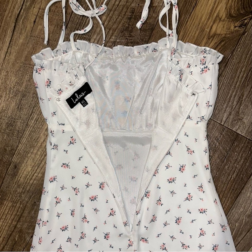SOLD 💕Lulu’s Be A Wildflower Tie Strap Floral Mini Dress - Picture 13 of 16